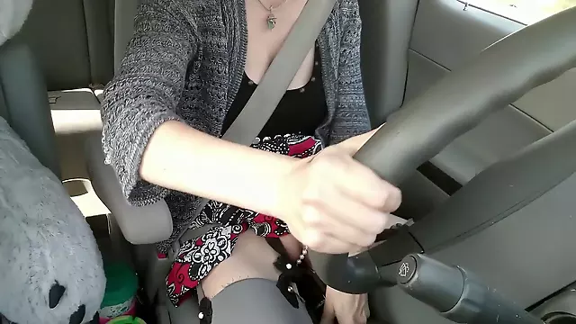 Masturbation in car with dark-hued fuck stick while wearing joy buttons