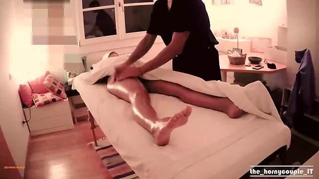 Mysterious lady pleads with skilled masseur to ravish her and release his load on her stomach (No audio)