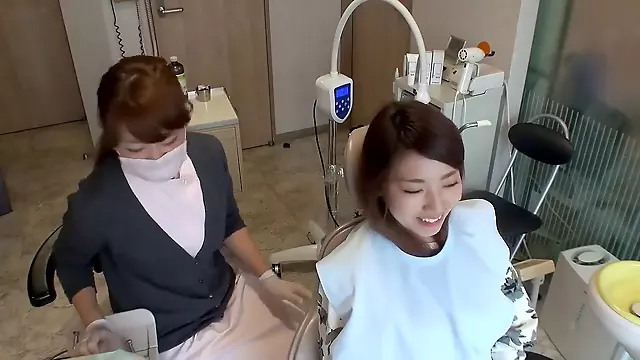 Dentist, mask