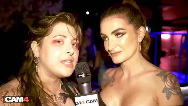 Dicke Titten Blowjob, Grosse Big Tits, Sex Party Im Club, Mamas Erster, Lustig Große Brüste