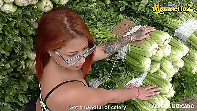 Latina with a big booty and big tits gets picked up at the market for some hot action!
