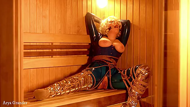 Amatrice Bdsm, Amatrice Latex, Amatrice Milf, Soumise Amateur, Soumise Bdsm, Blonde Milf, Latex Blonde