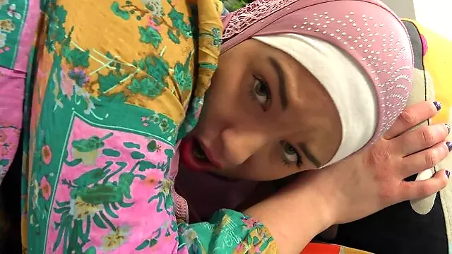 Grote Lul, Pik Tussen Borste, Sexy Pornofilm Video, Van Achteren, Grote Anaal, Moslim, Zelf, Hijab Anaal