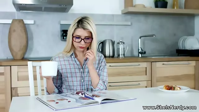 She Is Nerdy - Cornelia - Sex and pizza with cum dressing