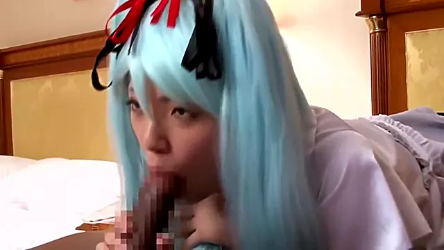 Japanese Cosplay Girl Sucking And Fucking