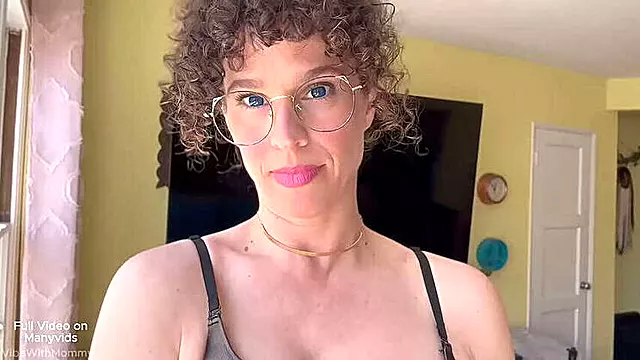 Step-Mom Gets Anal Action With POV