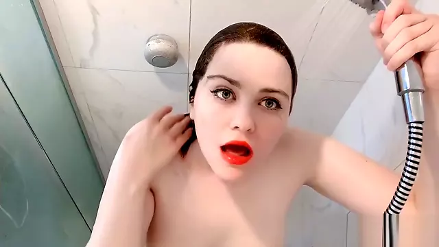 Messy Ahegao Makeup Removal in the Shower