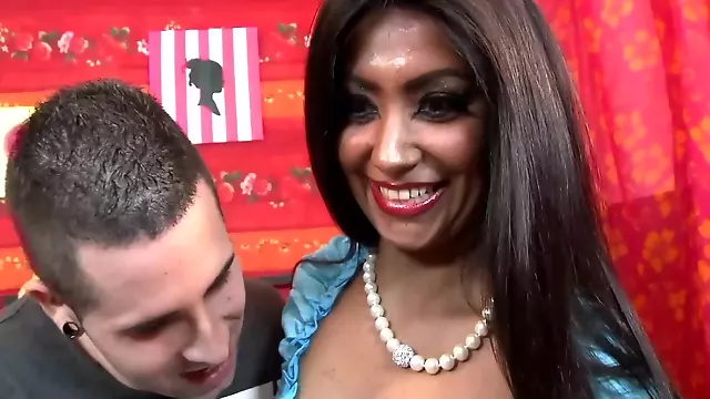 Dark Haired German Babe Gets Her Hairy Pussy Sprayed With Warm Cum P1