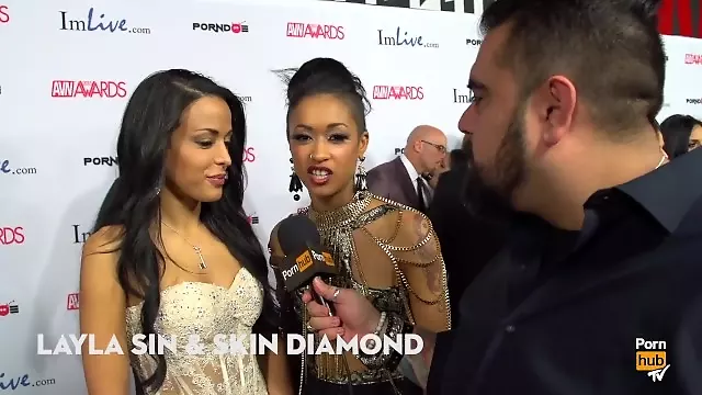 Treat Yourself or Beat Yourself? 2015 AVN Red Carpet Interviews PornhubTV