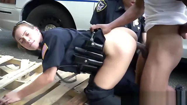Pulled over suspect defenestrates milf cops horny cunts in doggystyle